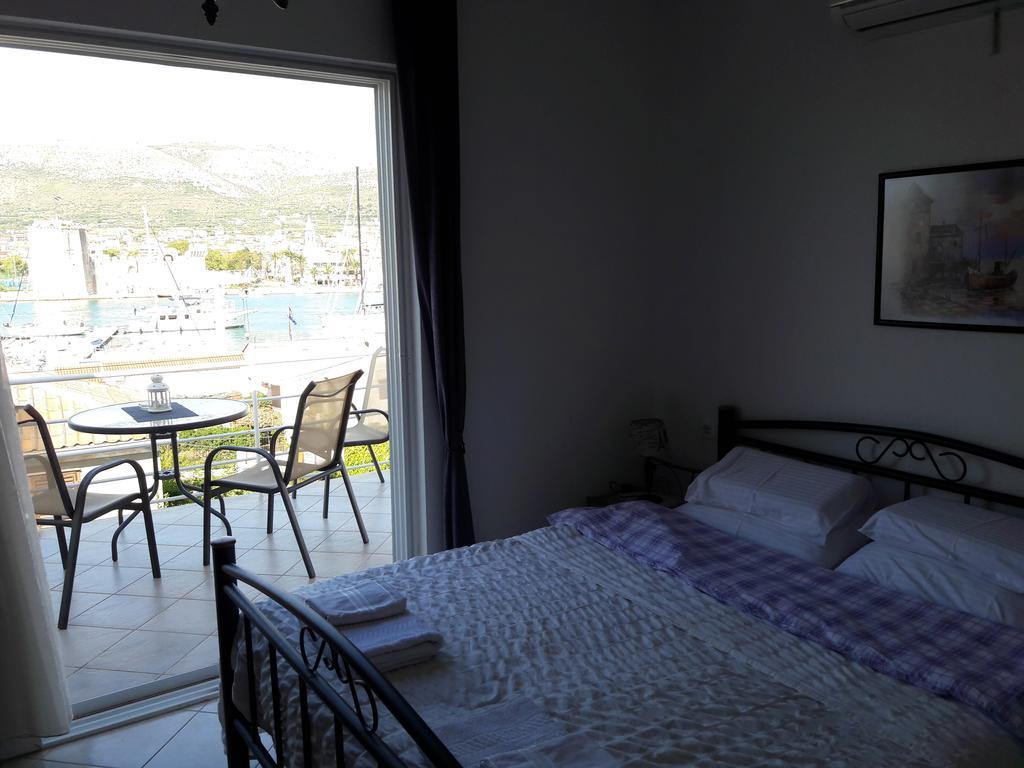 Villa Espero Трогир Екстериор снимка