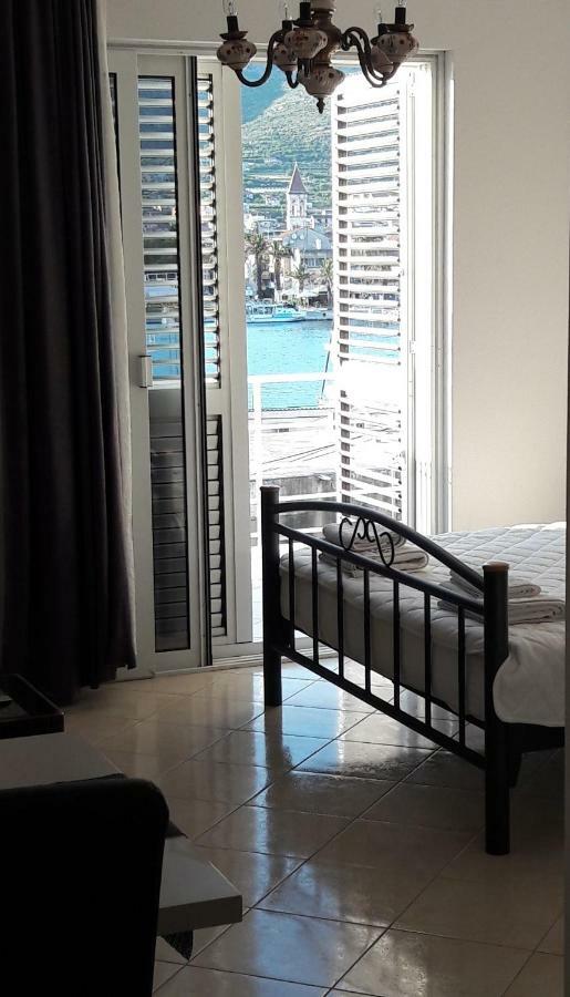 Villa Espero Трогир Екстериор снимка