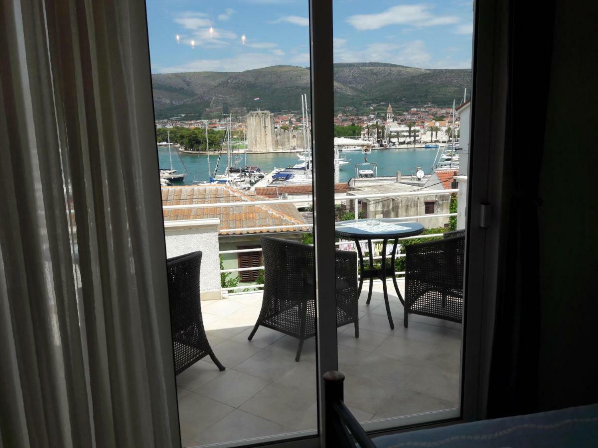 Villa Espero Трогир Екстериор снимка